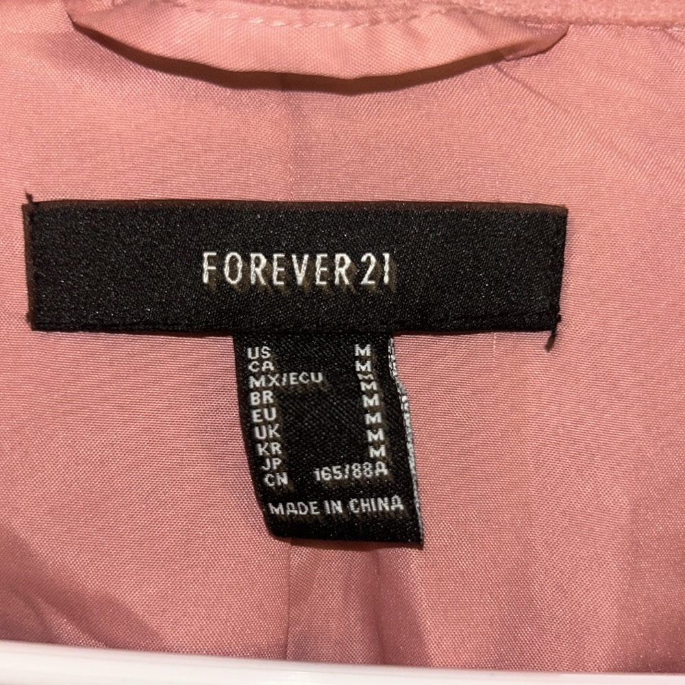 Pink jacket - Picture 5 of 7